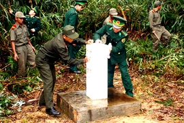 Hoàn thành cắm mốc biên giới trong năm 2012 