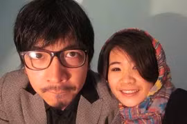 "Sốt xình xịch" với ảnh và clip của "Giáo sư" Xoay với người yêu