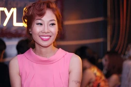 Người mẫu Hồng Hà "chất chơi" hơn sau vụ bán dâm