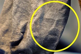 Khuôn mặt Chúa Giêsu hiện lên trên chiếc tất