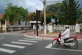 Bài 3: Giữ cho sóng yên, biển lặng