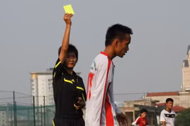 Kỳ 2 : Nữ trọng tài - Tình duyên bỏ chợ