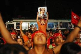 Mỹ - EU xem xét dỡ bỏ cấm vận đối với Myanmar