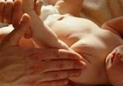 HN: Lại xảy vụ bố bóp chết con 10 tháng tuổi