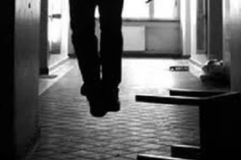 Chủ cây xăng nhờ người hương khói trước khi tự vẫn