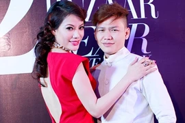 Trương Ngọc Ánh diện váy đỏ quyến rũ, dự tiệc cùng nhà thiết kế trẻ