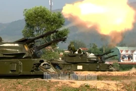 Hệ thống pháo phòng không Việt Nam khai hoả diệt mục tiêu