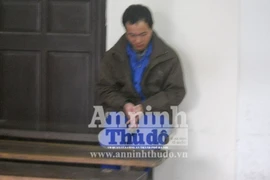 Đến chơi nhà hàng xóm, cháu bé 4 tuổi bị hiếp dâm