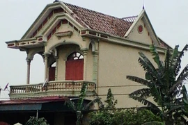 Sảy chân từ mái nhà, một sỹ quan quân đội tử vong