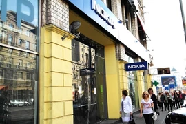 Nokia đóng cửa tất cả cửa hàng tại Nga