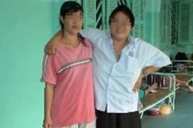 Éo le chuyện tình đồng tính ở trại tâm thần