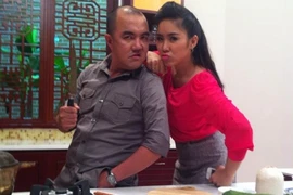 "Bà xã" Quách Ngọc Ngoan cặp đôi với diễn viên hài Quốc Thuận