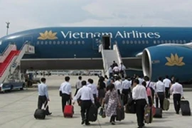 Người cao tuổi được giảm 15% giá vé nội địa 