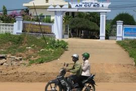 Nhốt bảo vệ trong phòng để “tung hoành” trộm cắp trường học