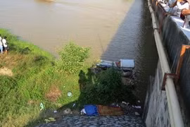  Sau nhiều tháng, phát hiện xác phụ nữ bị cát vùi dưới đáy sông