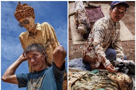 Xem tận mắt nghi lễ tắm rửa, thay quần áo mới cho xác chết ở Indonesia