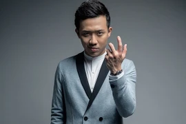 Trấn Thành - "đối thủ" của Cẩm Ly trên ghế nóng "Tuyệt đỉnh song ca nhí"