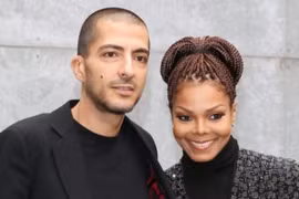 Ca sĩ Janet Jackson sinh bé trai đầu lòng ở tuổi 50