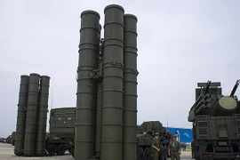 Nga biên chế 4 hệ thống tên lửa S-400 mới trong năm 2017