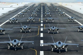 [ẢNH] Mỹ quan ngại UAE để Trung Quốc tiếp cận tiêm kích F-35