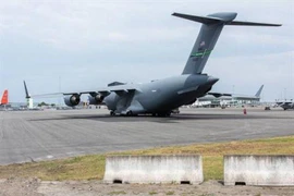 Máy bay quân sự Mỹ liên tiếp hạ cánh xuống Ukraine