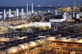 Nga - Saudi Arabia cam kết nỗ lực bình ổn giá dầu