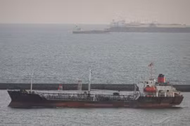 Mỹ bắt giữ tàu vận chuyển hàng cho Triều Tiên