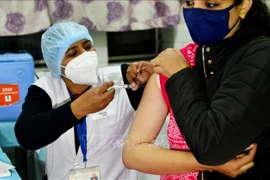 [ẢNH] Cận cảnh chương trình tiêm chủng lớn nhất thế giới ở Ấn Độ