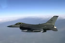Mỹ thông qua thỏa thuận bán tiêm kích F-16 và tên lửa cho Philippines