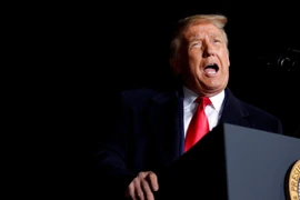 Tổng thống Donald Trump muốn Trung Quốc chịu trách nhiệm vì làm lây lan Covid-19