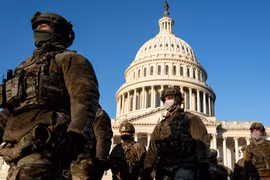 [ẢNH] Vệ binh quốc gia Mỹ có thể tiếp tục bảo vệ Điện Capitol thêm 60 ngày