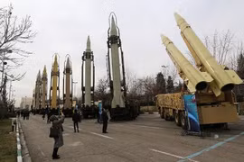 Iran tuyên bố sẵn sàng bán vũ khí cho nhiều quốc gia