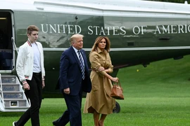 Con trai út của Tổng thống Donald Trump dương tính với Covid-19
