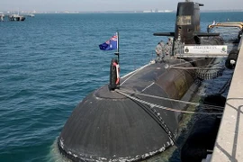 [ẢNH] Australia chi 10 tỉ AUD đại tu tàu ngầm lớp Collins