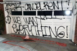 Nhà của lãnh đạo quốc hội Mỹ bị người chống đối phá hoại