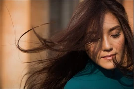 Hồ Bích Ngọc ra mắt album nhạc xưa giã từ khán giả trong nước