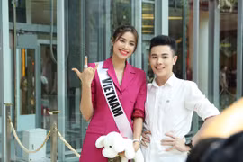Hoa hậu Phạm Hương được người hâm mộ Thái Lan chào đón
