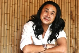 Lê Minh Sơn: Đầy nhục cảm, nhưng tôi không phải điếm rẻ tiền"