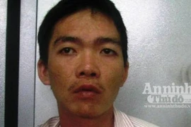 Cạy cốp xe trộm giấy tờ để đòi nạn nhân tiền chuộc