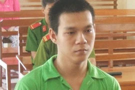 Quái dị vụ cởi truồng... đi cướp! 