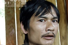 Giáp mặt người bị đồn "phát điên" vì "ma rừng" ém trong cổ vật