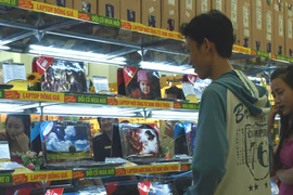 Mua laptop được tặng từ 500 nghìn đồng đến 5 triệu đồng