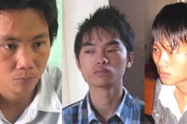 Kinh sợ vụ hỗn chiến với đao kiểm và mìn