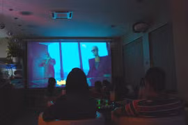 Giới trẻ khoái café phim tình nhân