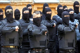 Quân đội Ukraine kiểm soát các tiểu đoàn tình nguyện đông nam