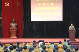 Quán triệt thực hiện Nghị quyết Đại hội Đảng bộ TP Hà Nội lần thứ XVI