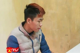 Tạm giữ hình sự đối tượng cưỡng đoạt tài sản của lái xe taxi