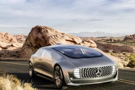 Mercedes-Benz trình làng mẫu xe tự lái cực “chất“