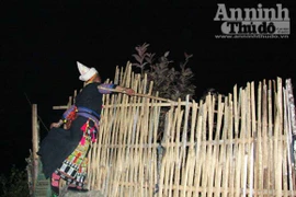 Giải mã "hiện thân" của ma cà rồng gây hại cho trẻ nhỏ