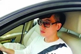 Đánh lừa cảnh sát bằng mẫu áo phông cực “độc” của Trung Quốc